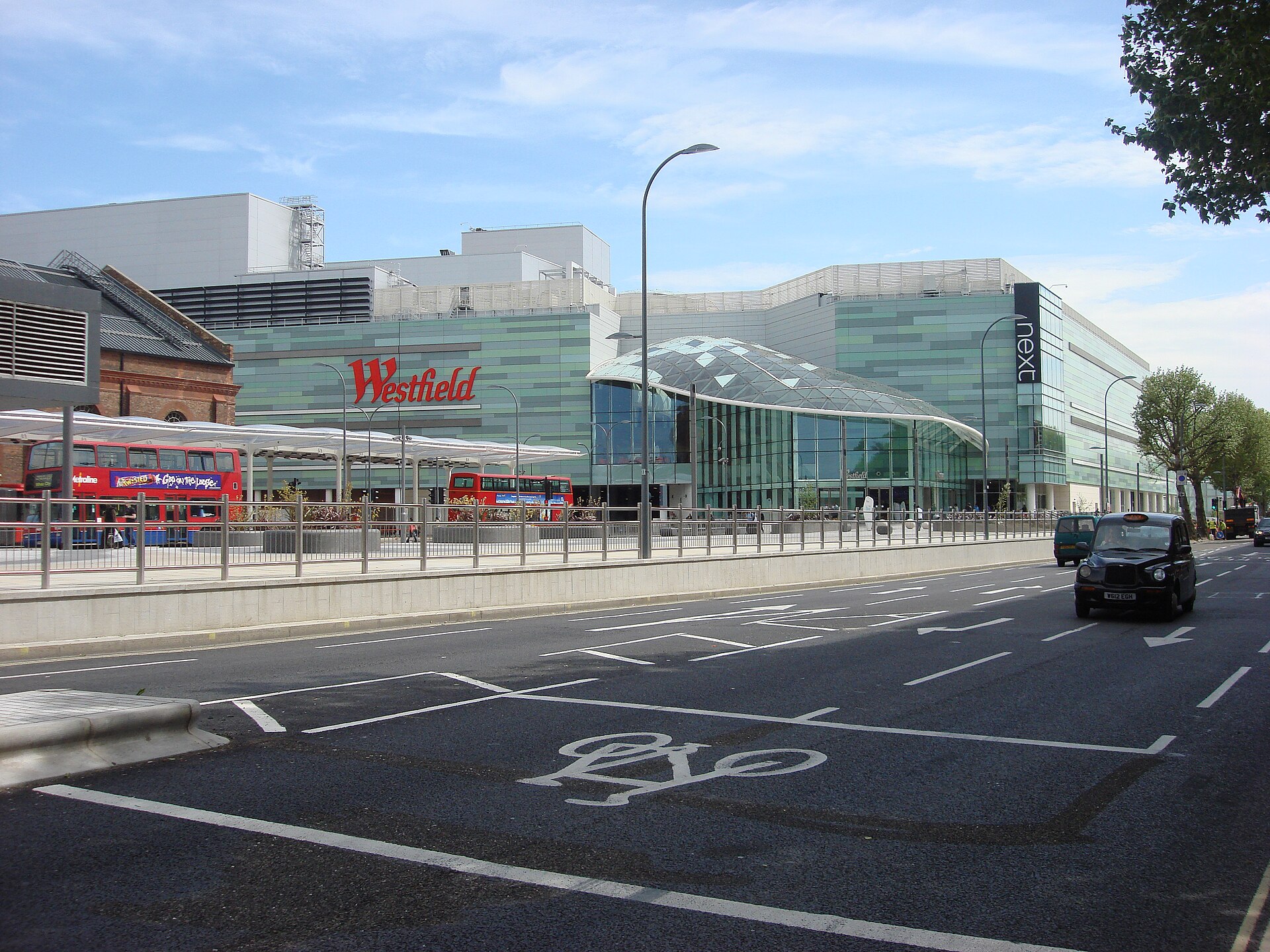 Westfield London, White City, 2009 (hook backdrop)